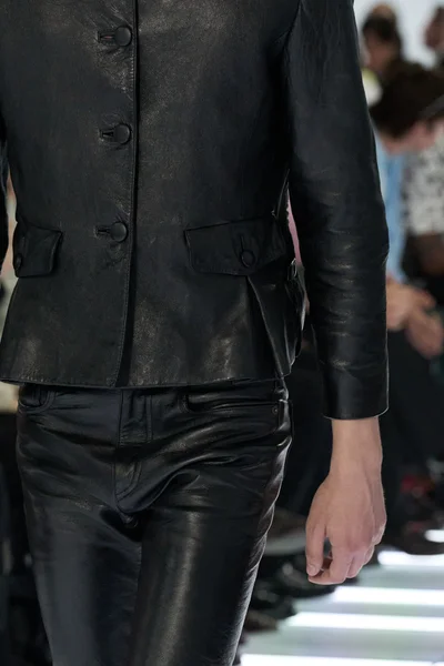 Look 5